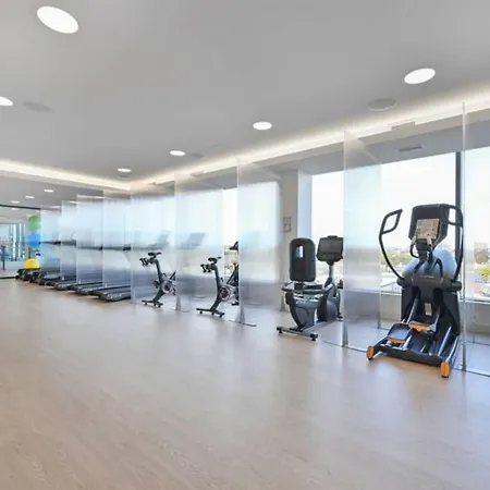 Central Serene Penthouse W King Bed Gym Parking Cambridge Exterior photo